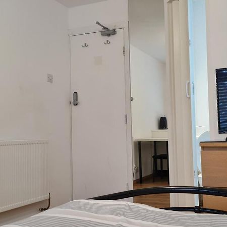 Luton, Lu3 Double Ensuite Room Luton  Exterior photo